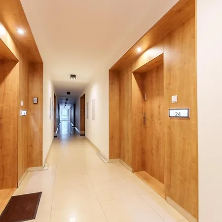 Lejlighed Sienkiewicza Blue By Bookinghost