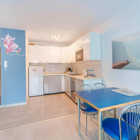 Sienkiewicza Blue By Bookinghost Kołobrzeg